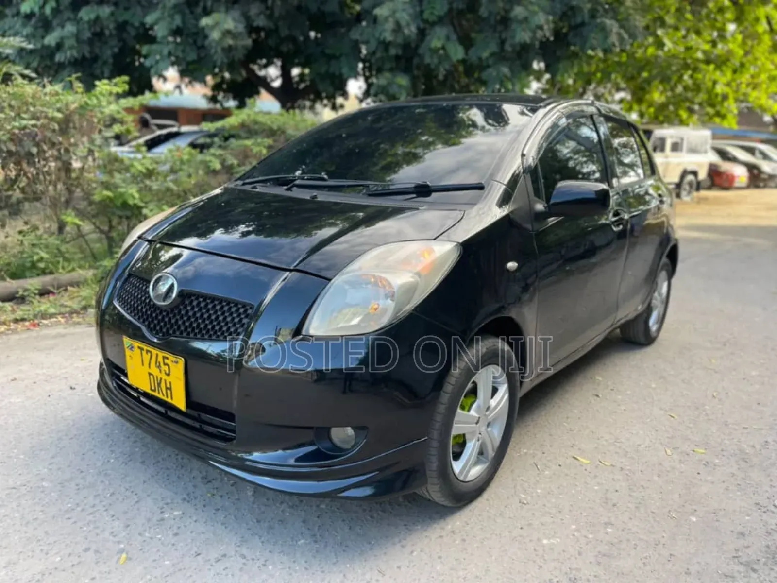 Toyota Vitz 2006 Black