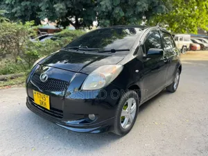 Toyota Vitz 2006 Black
