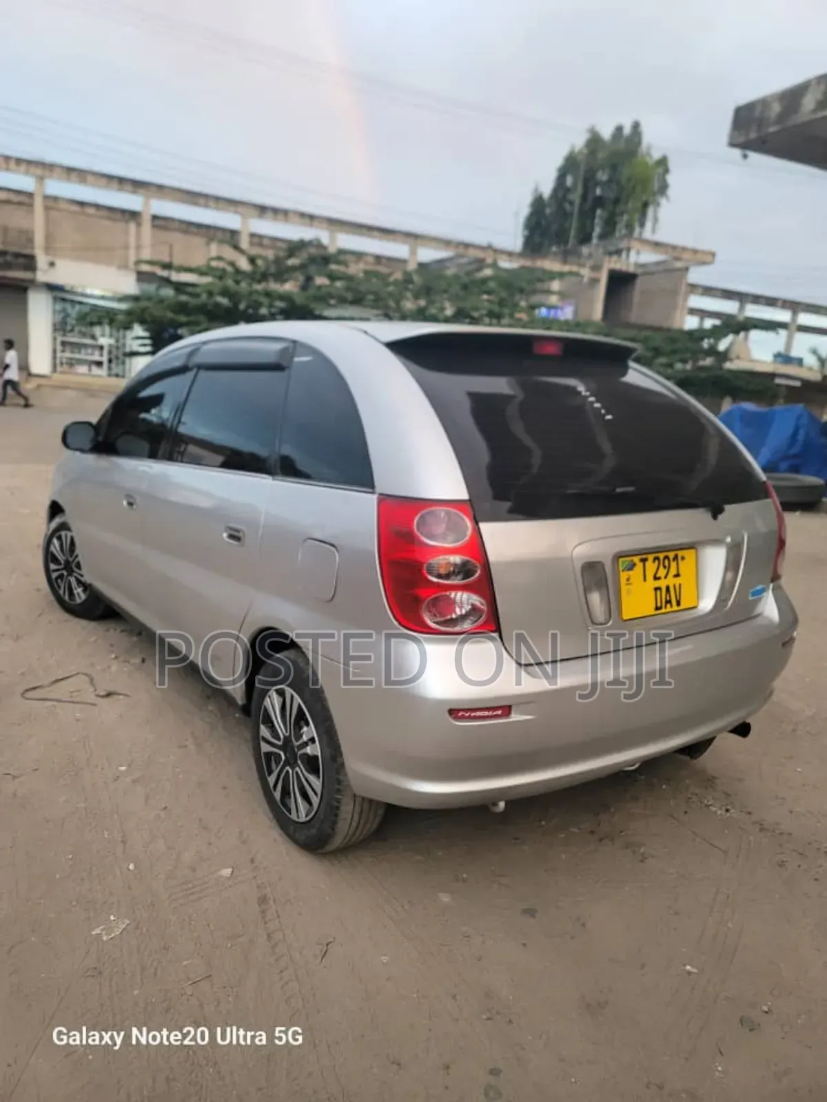 Toyota Nadia 2002 Silver