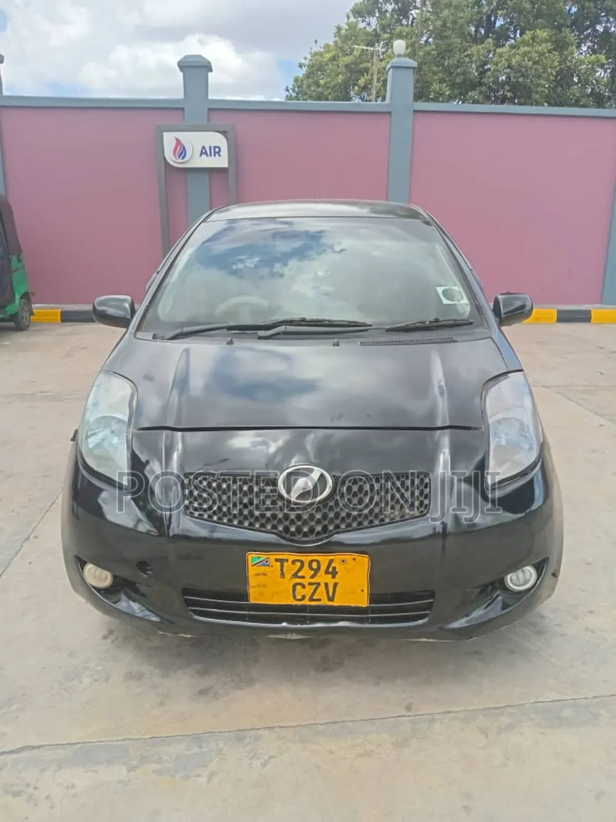 Toyota Vitz 2006 Black