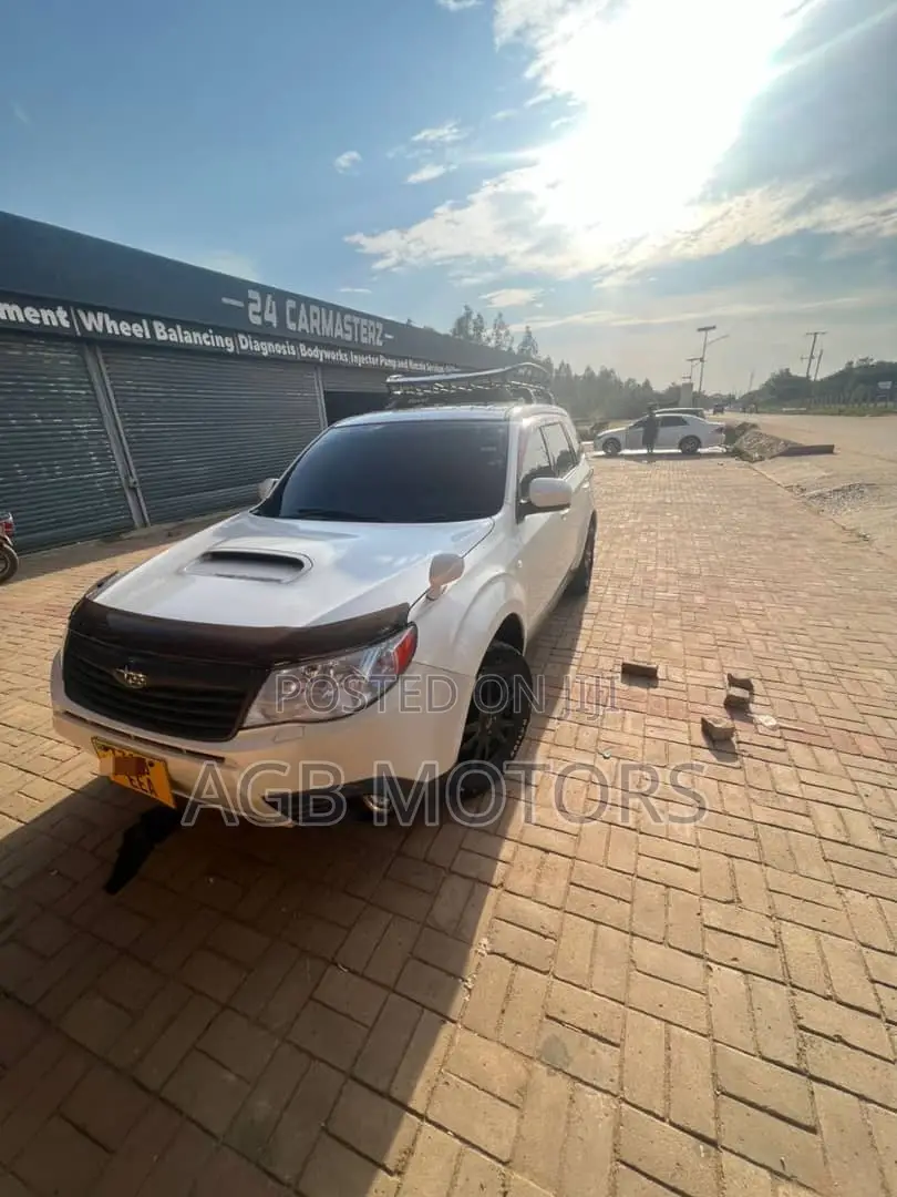 Subaru Forester 2009 White