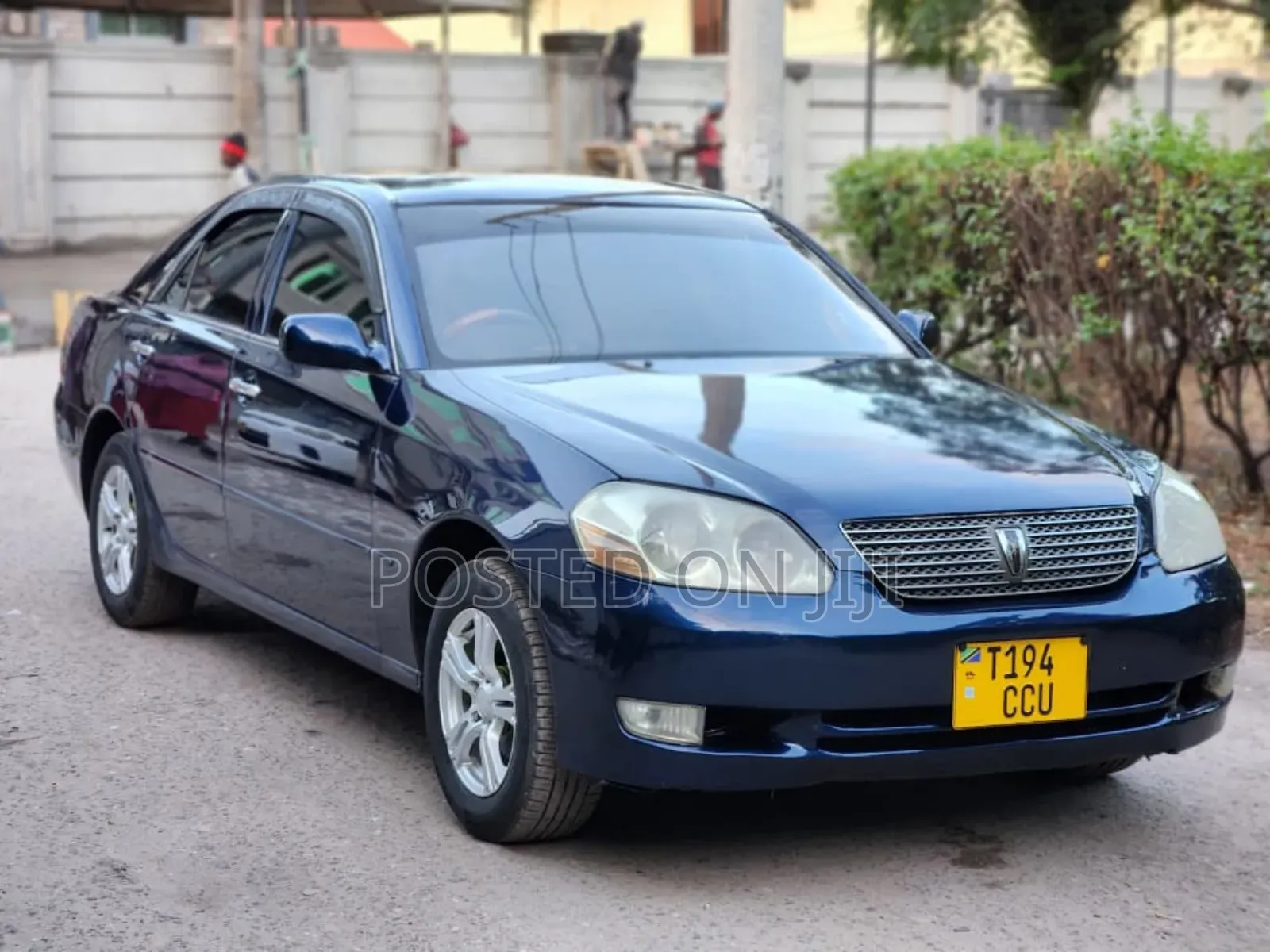 Toyota Mark II 2004 Blue