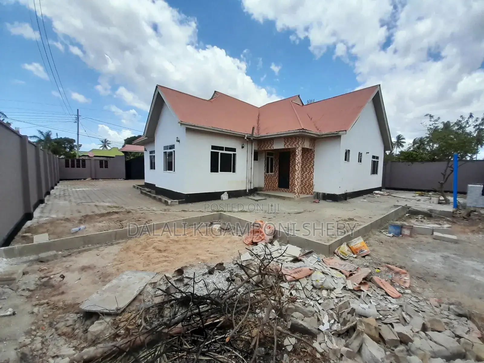 4bdrm House in Kigamboni Geza Ulole for sale