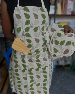 Kitchen Apron and Oven Mitt Set