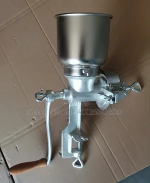Corona Traditional Fine Grinding Mill Heavy Duty