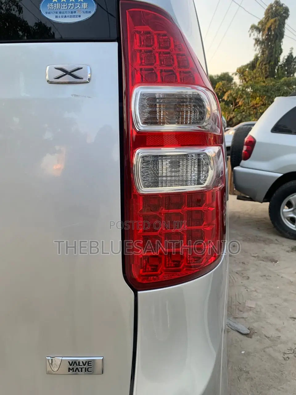 Toyota Noah 2013 Silver