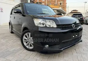 Toyota Corolla Rumion Hatchback 1.8 FWD 2011 Black
