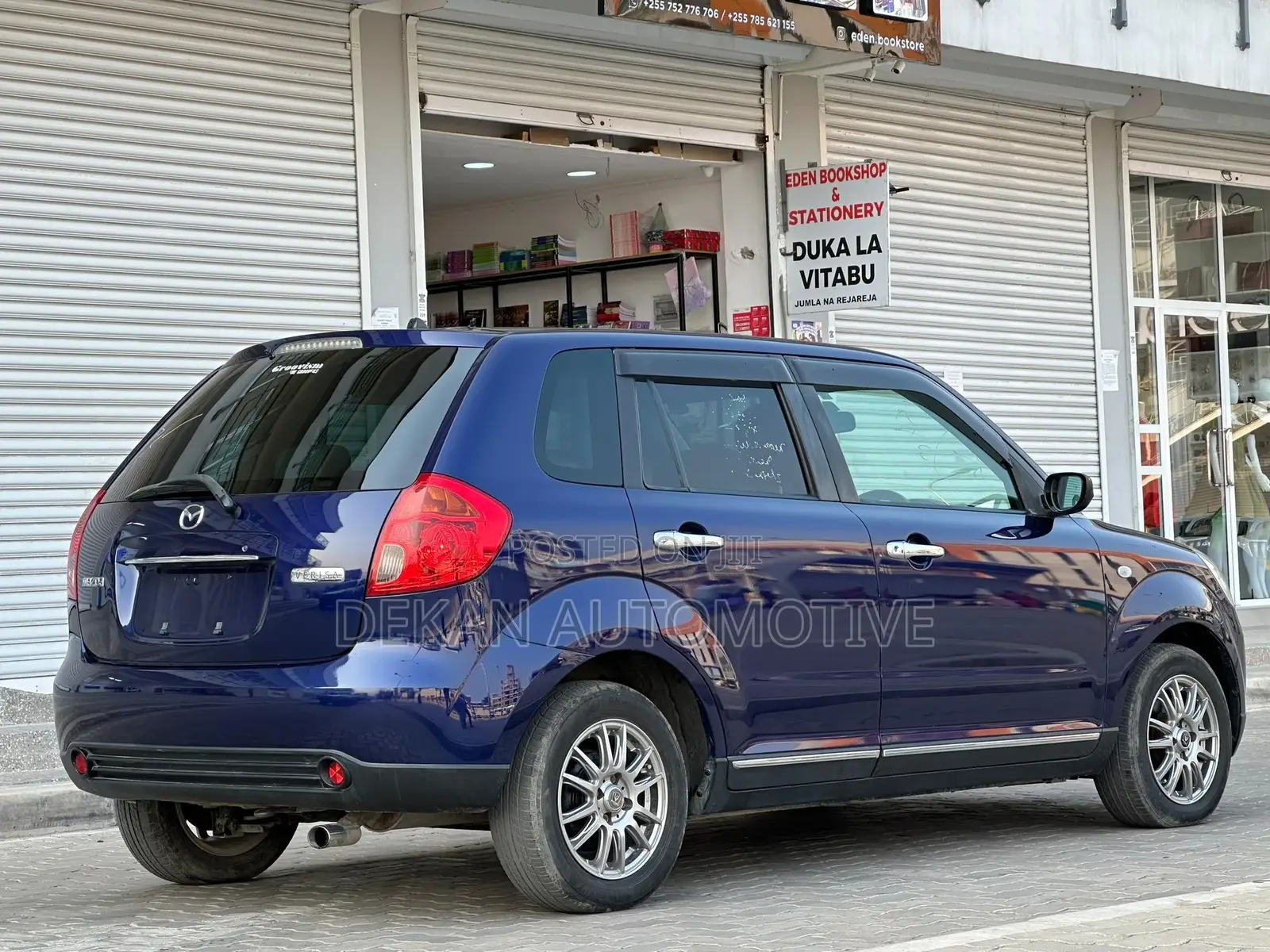 Mazda Verisa 2008 Blue