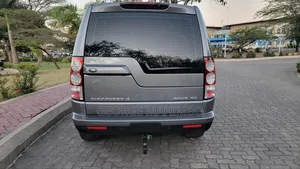 Land Rover Discovery 2011 Gray