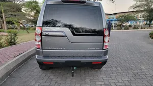 Land Rover Discovery 2011 Gray