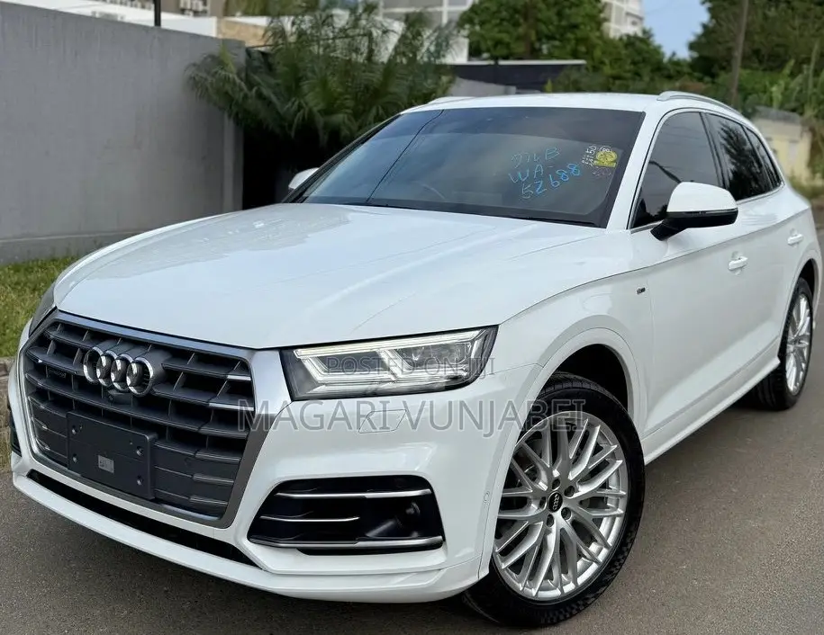 Audi Q5 2018 Off white