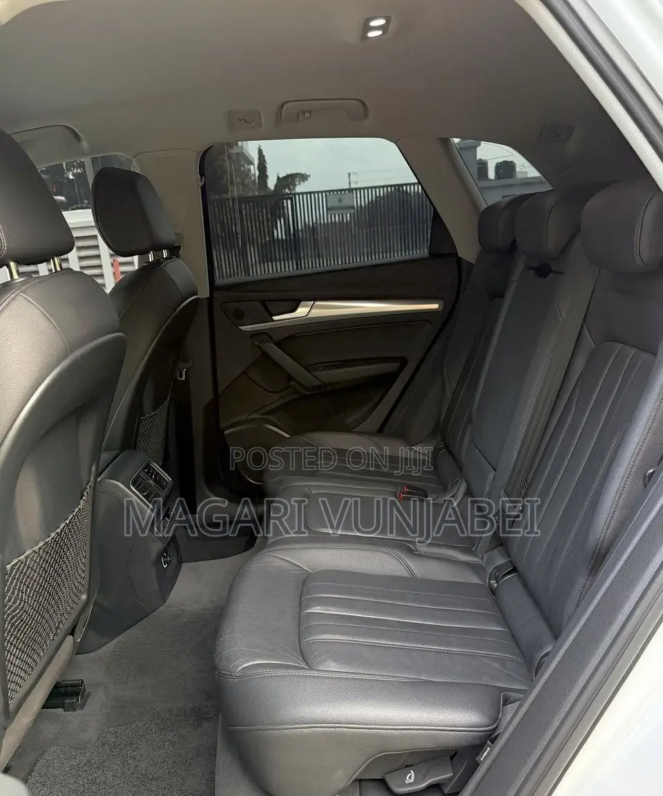 Audi Q5 2018 Off white
