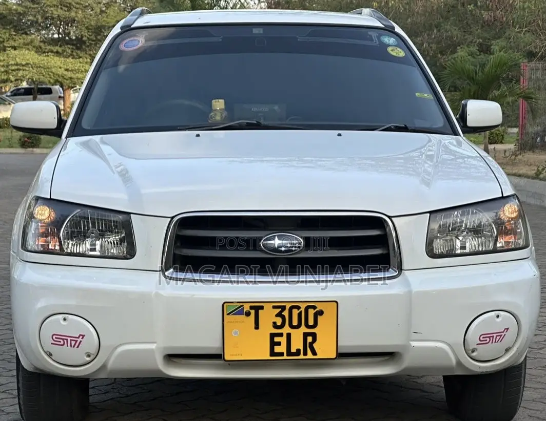 Subaru Forester 2005 White
