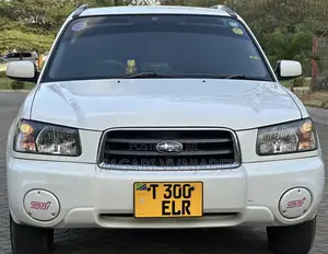 Subaru Forester 2005 White