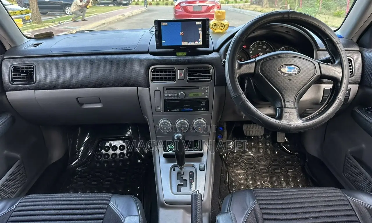 Subaru Forester 2005 White
