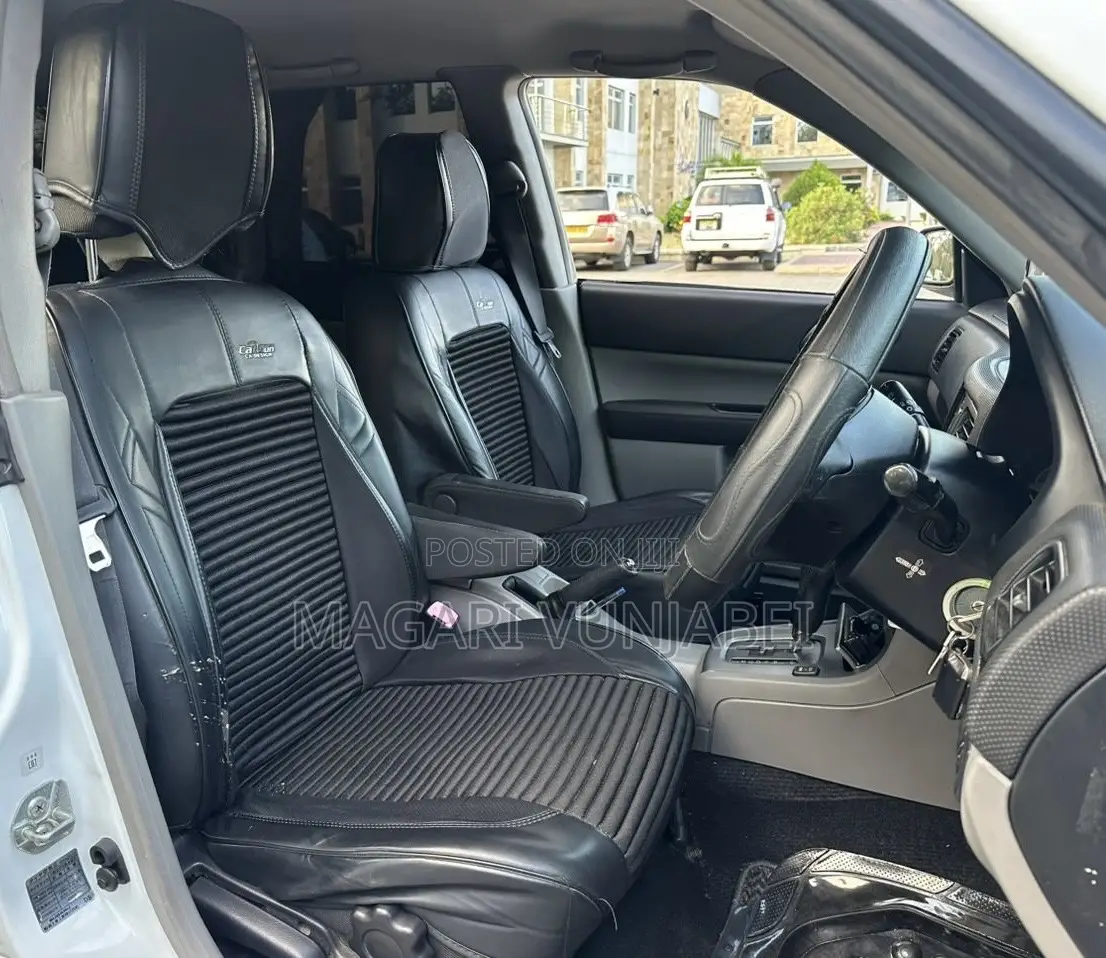 Subaru Forester 2005 White