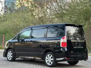 Toyota Noah 2008 Black