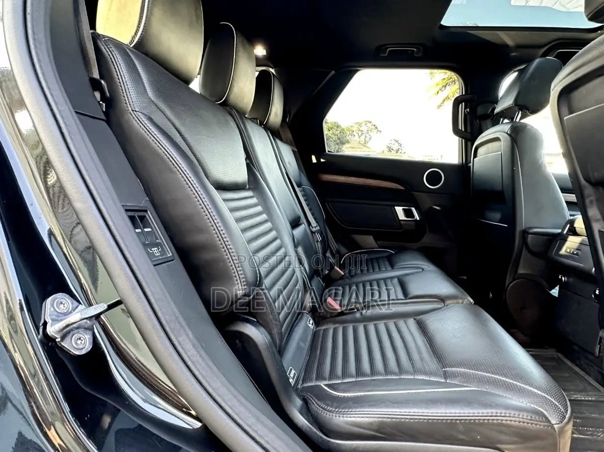 Land Rover Discovery 2018 Black