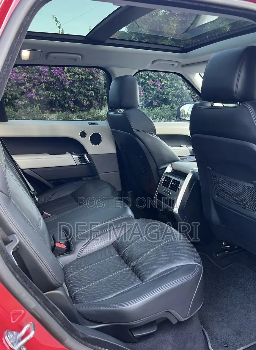 Land Rover Range Rover Sport HSE 4dr SUV 4WD (3.0L 6cyl S/C 8A) 2015