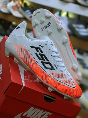Mens Football Boots F50 [Adidas]