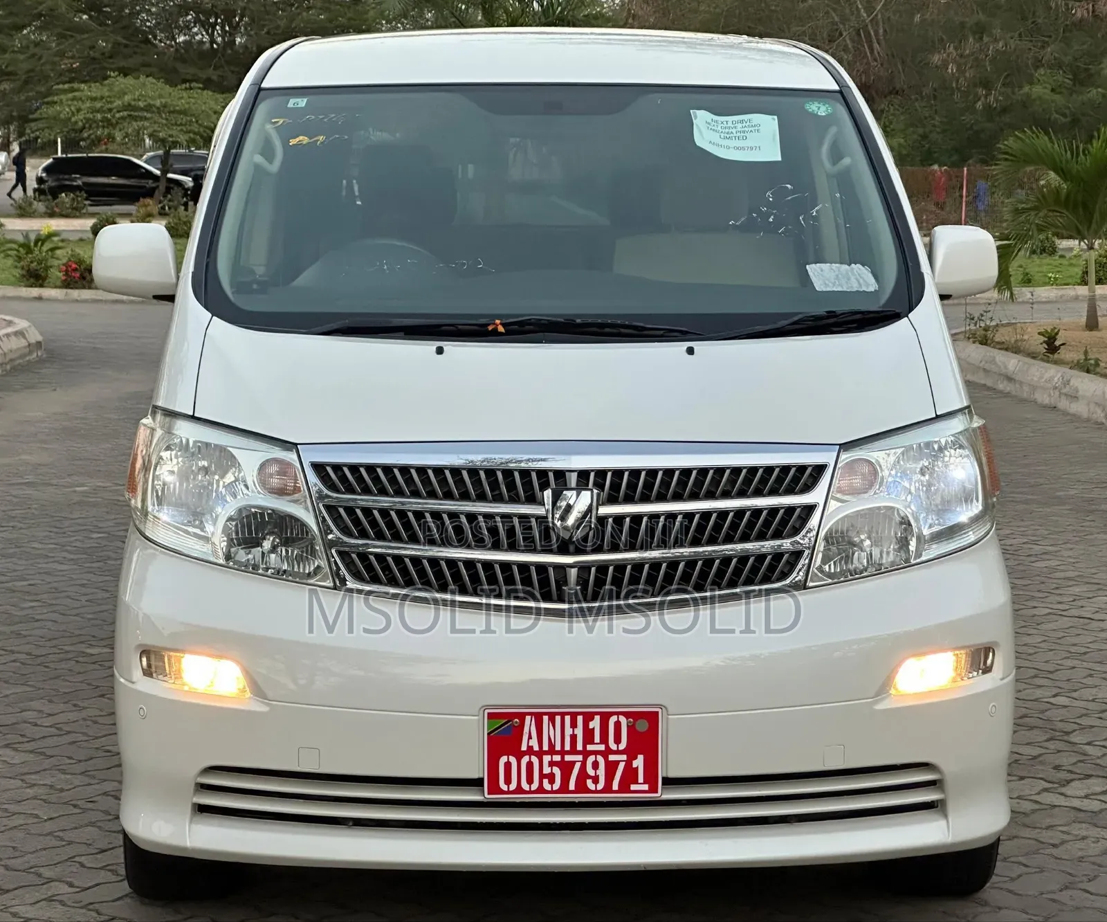 Toyota Alphard 2004 White