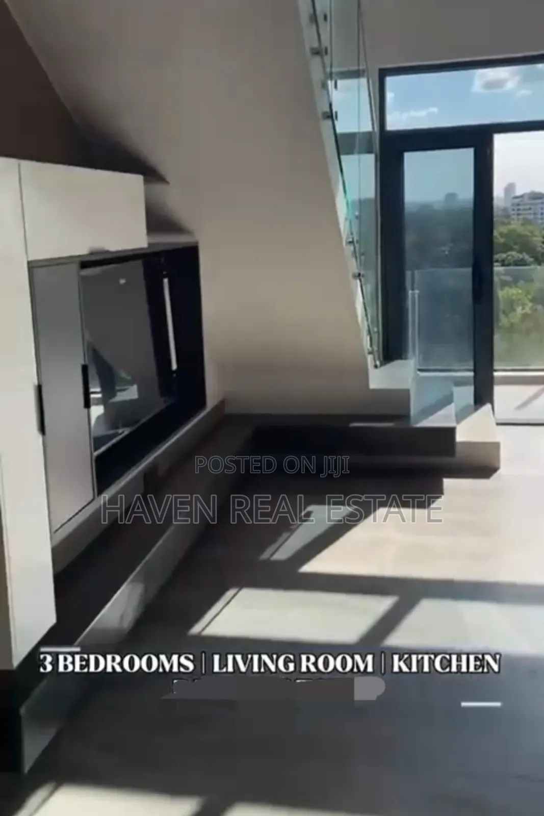 Furnished 3bdrm Duplex in Oyster Bay for sale