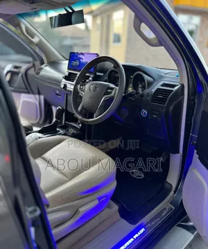 Toyota Land Cruiser Prado 2015 Gray