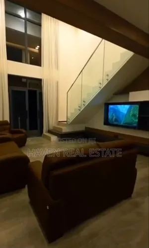 Furnished 3bdrm Duplex in Oyster Bay for rent
