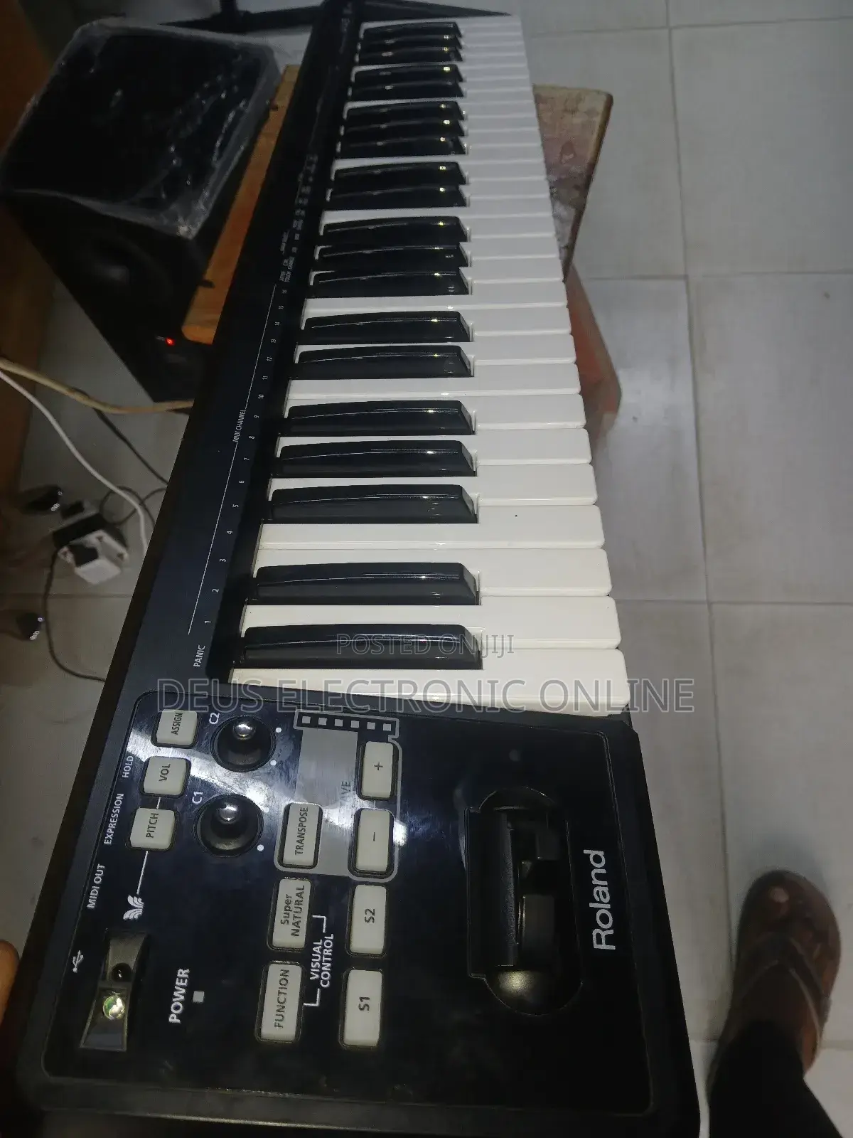 Electric Midi Keyboard Controller Roland