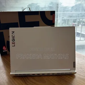 New Laptop Lenovo Legion 7 32GB Intel Core I9 SSD 1T
