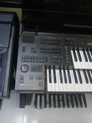 Electric Piano Yamaha Electone El_37