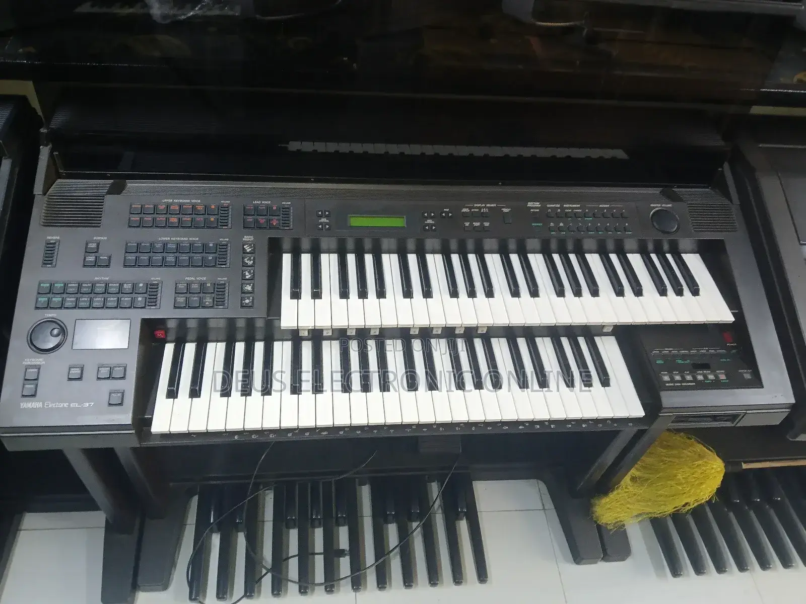 Electric Piano Yamaha Electone El_37