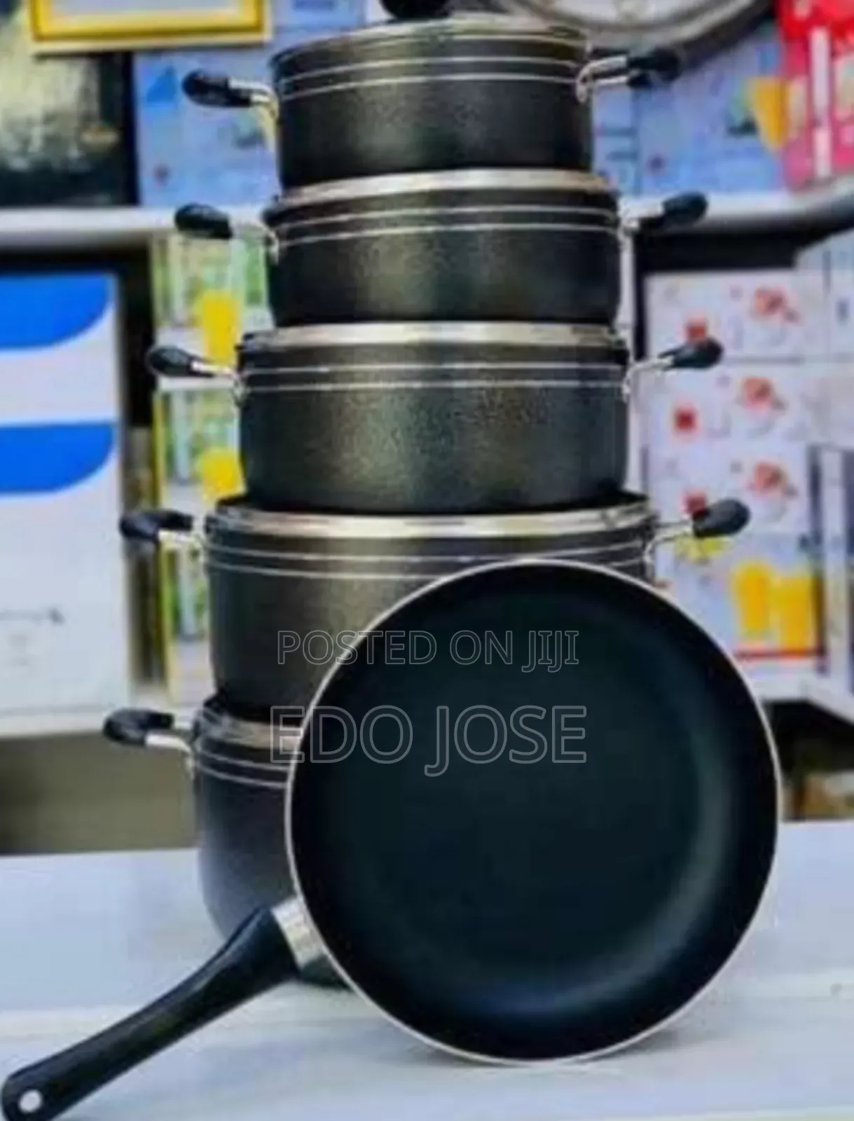 Non Stick Cookware Set