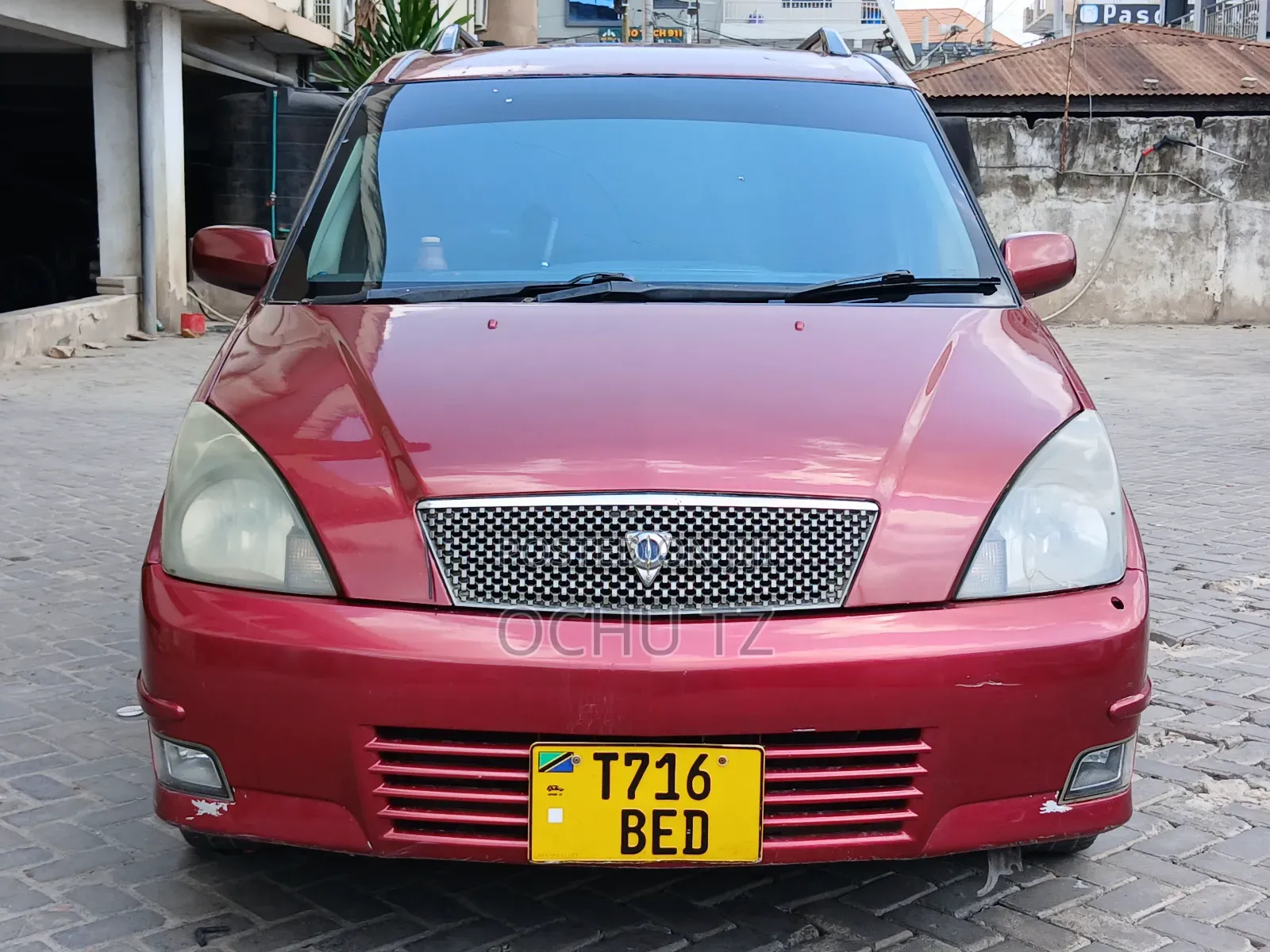 Toyota Opa 2000 Red