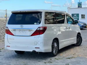 Toyota Alphard 2009 White