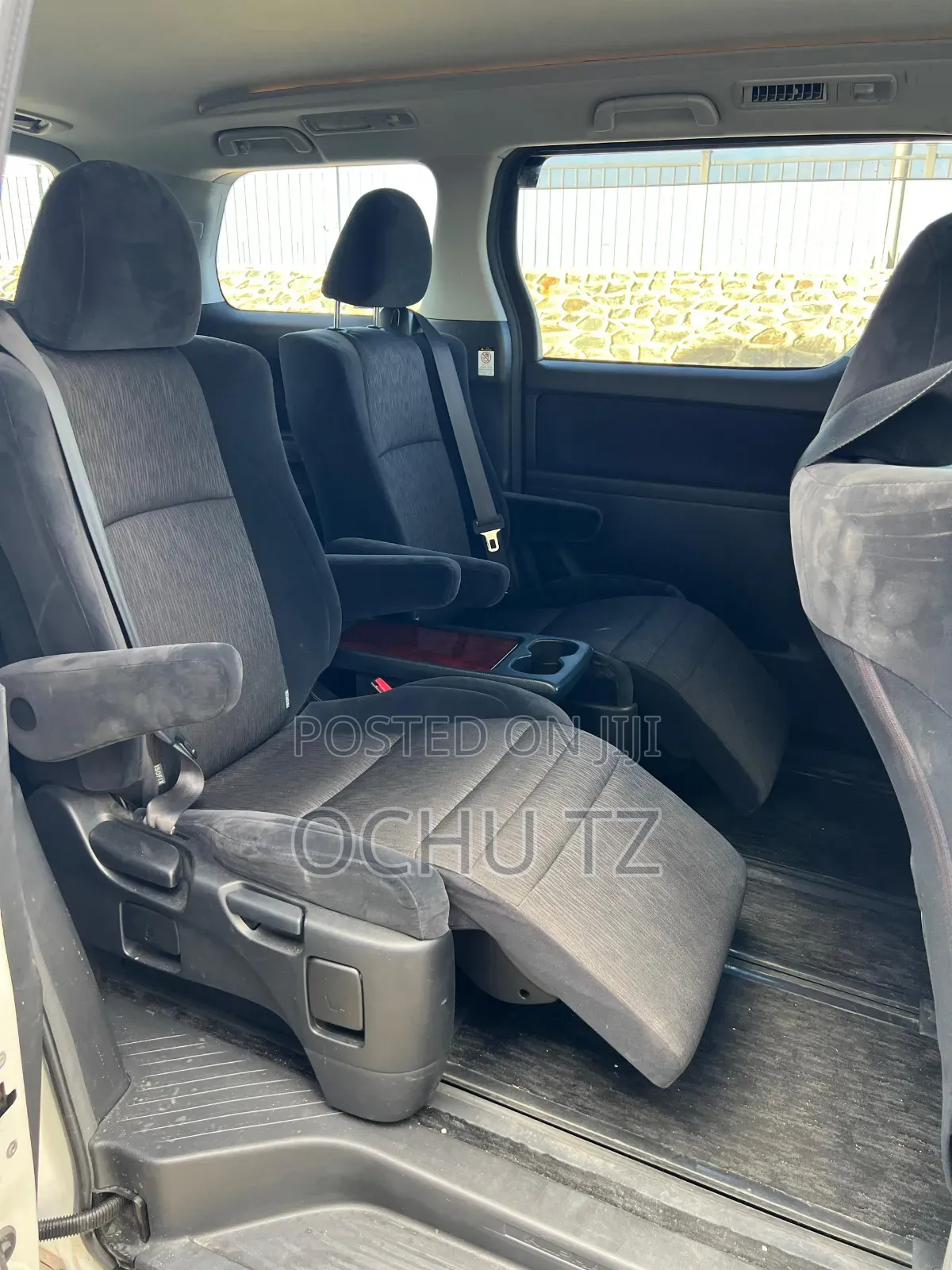 Toyota Alphard 2009 White