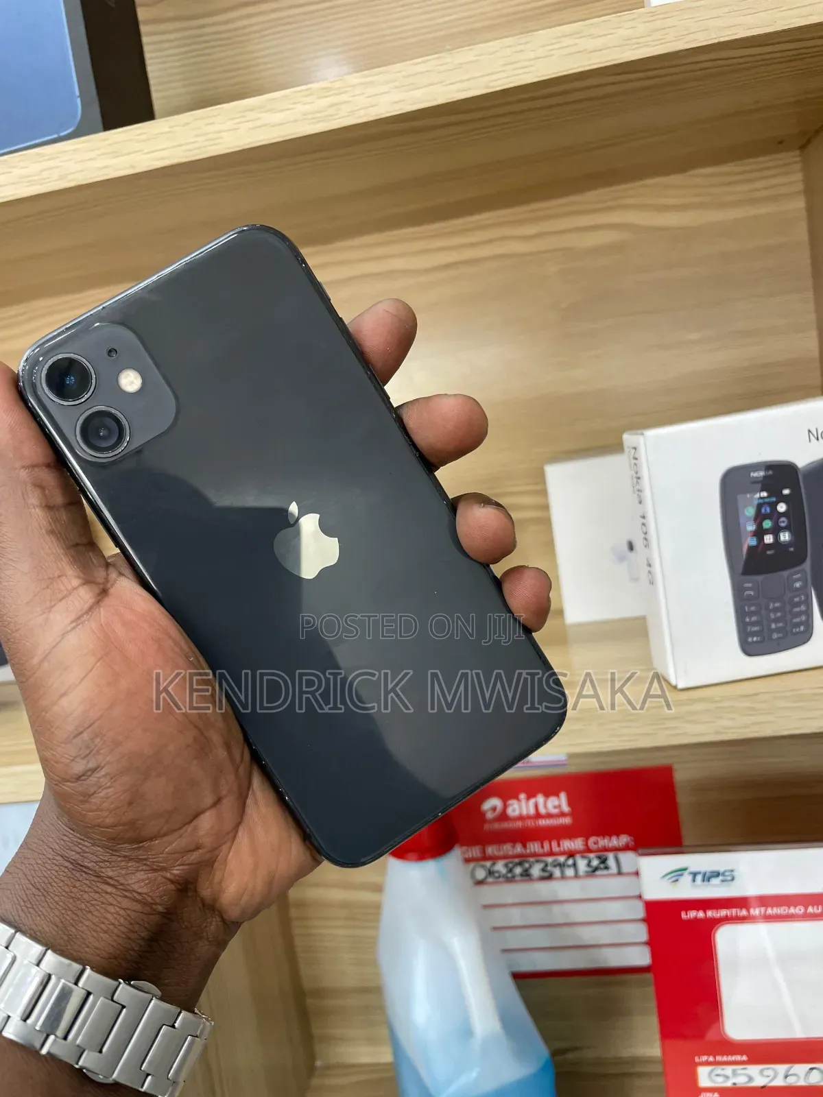Apple iPhone 11 64 GB Gray