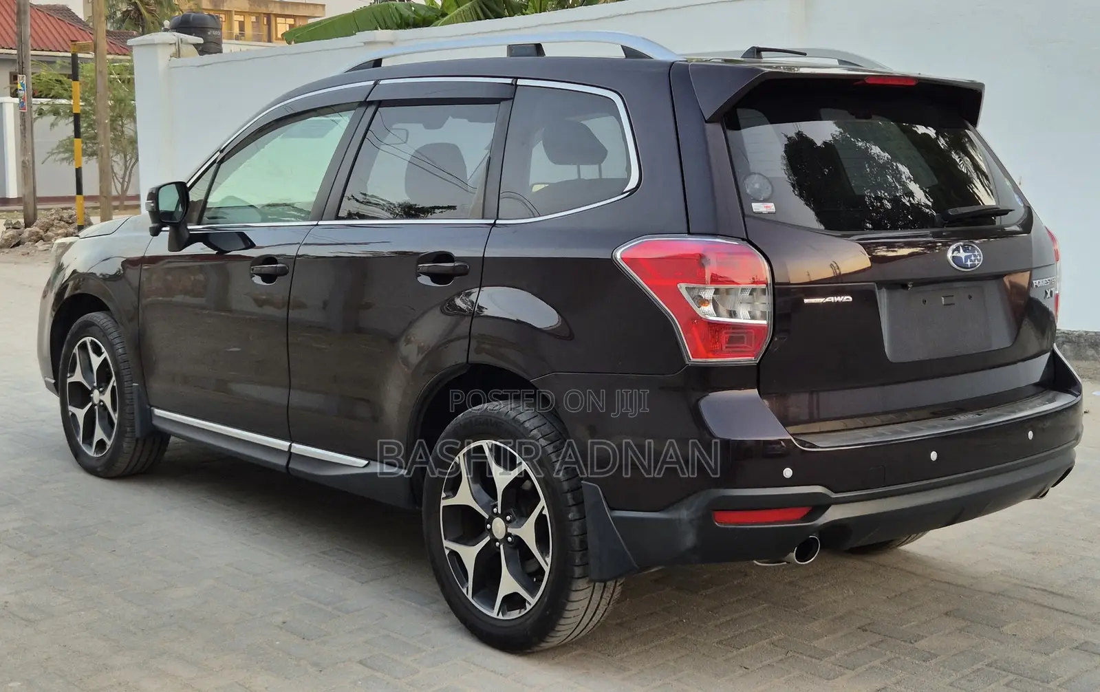Subaru Forester 2.0XT Touring 4dr SUV AWD (2.0L 4cyl Turbo CVT) 2014 Black