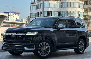 Toyota Land Cruiser Prado 2022 Black