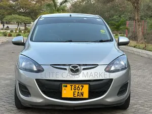 Mazda Demio 2011 Blue