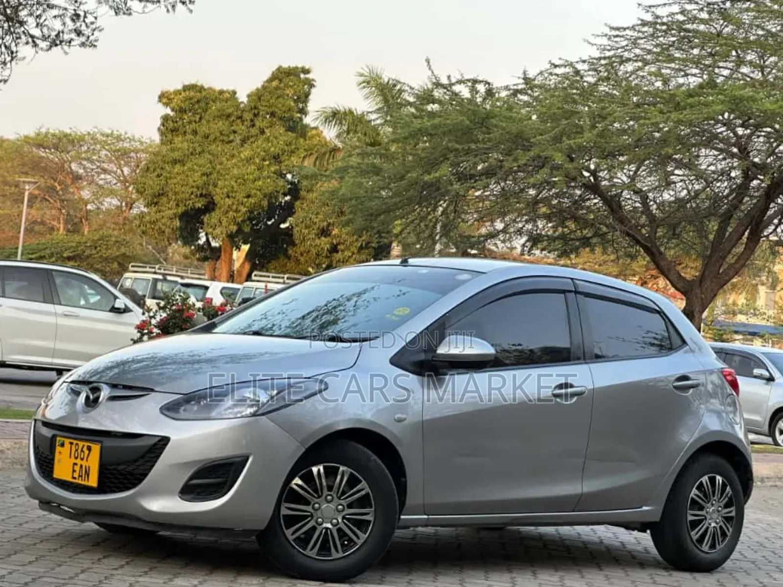 Mazda Demio 2011 Blue