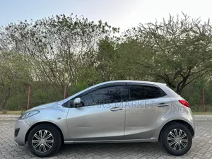 Mazda Demio 2011 Blue