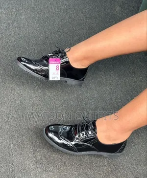 Women's Shoes Very Very Supportive and Favourable