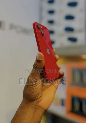 Apple iPhone 13 128 GB Red