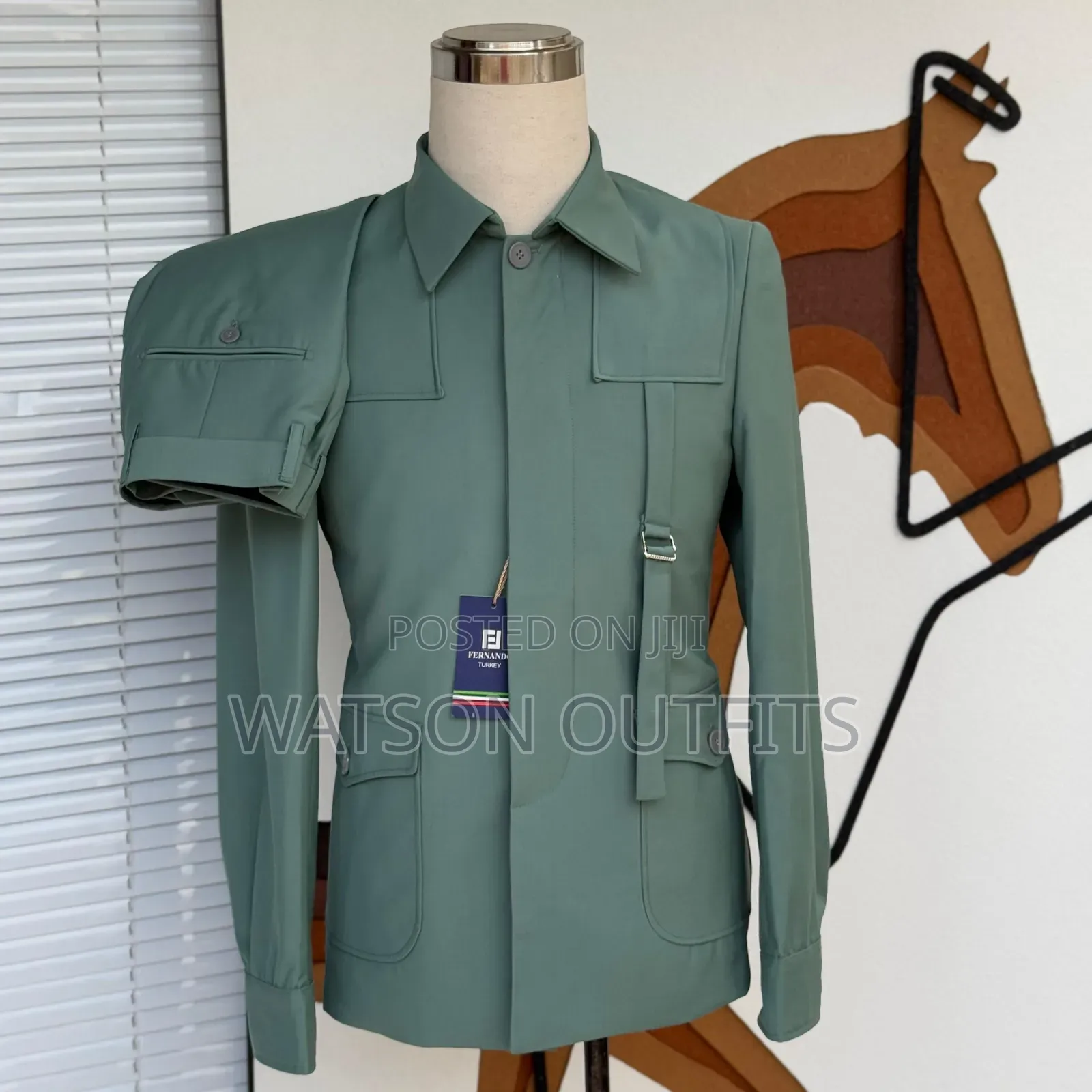 Men's Suits Very Superbly Worn Perfect Fit and Stylish