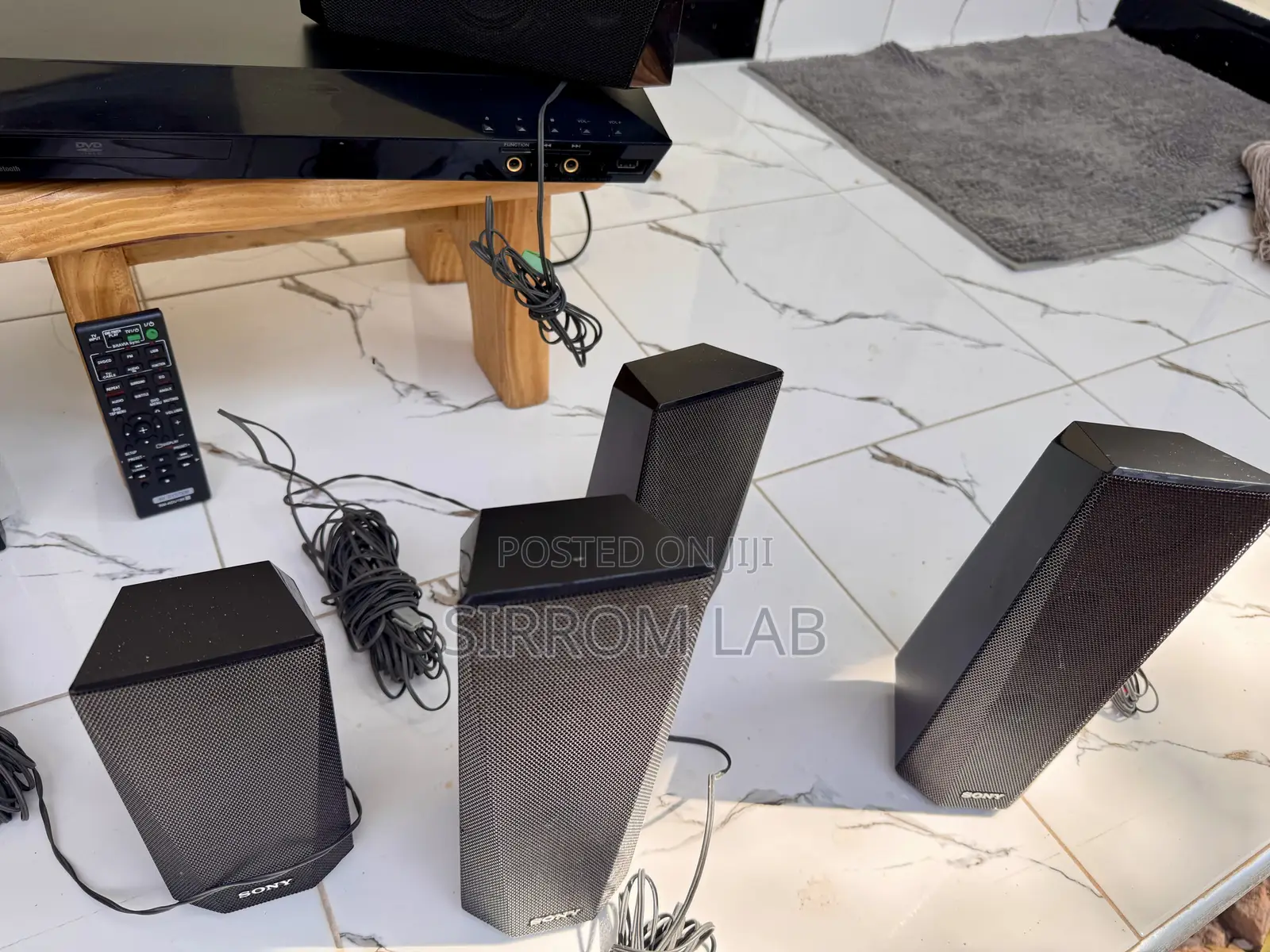 Sony Dav-Dz350 Real 5.1ch Dolby Digital DVD Home Theatre System