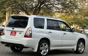 Subaru Forester 2007 Off white