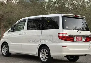 Toyota Alphard 2004 Off white