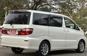 Toyota Alphard 2004 Off white
