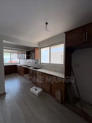 5bdrm House in Masaki for rent